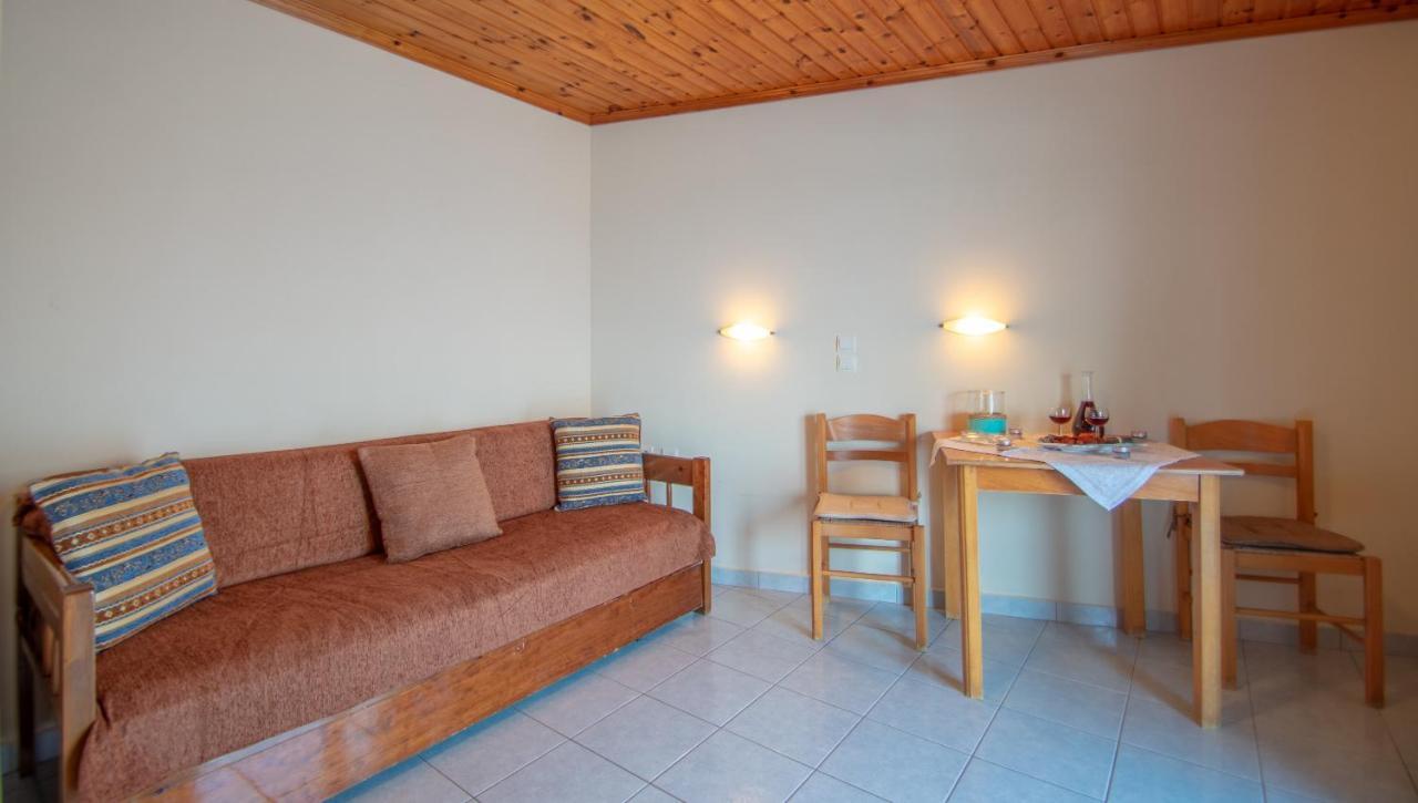 Lithakia  Aggelika Apartments מראה חיצוני תמונה
