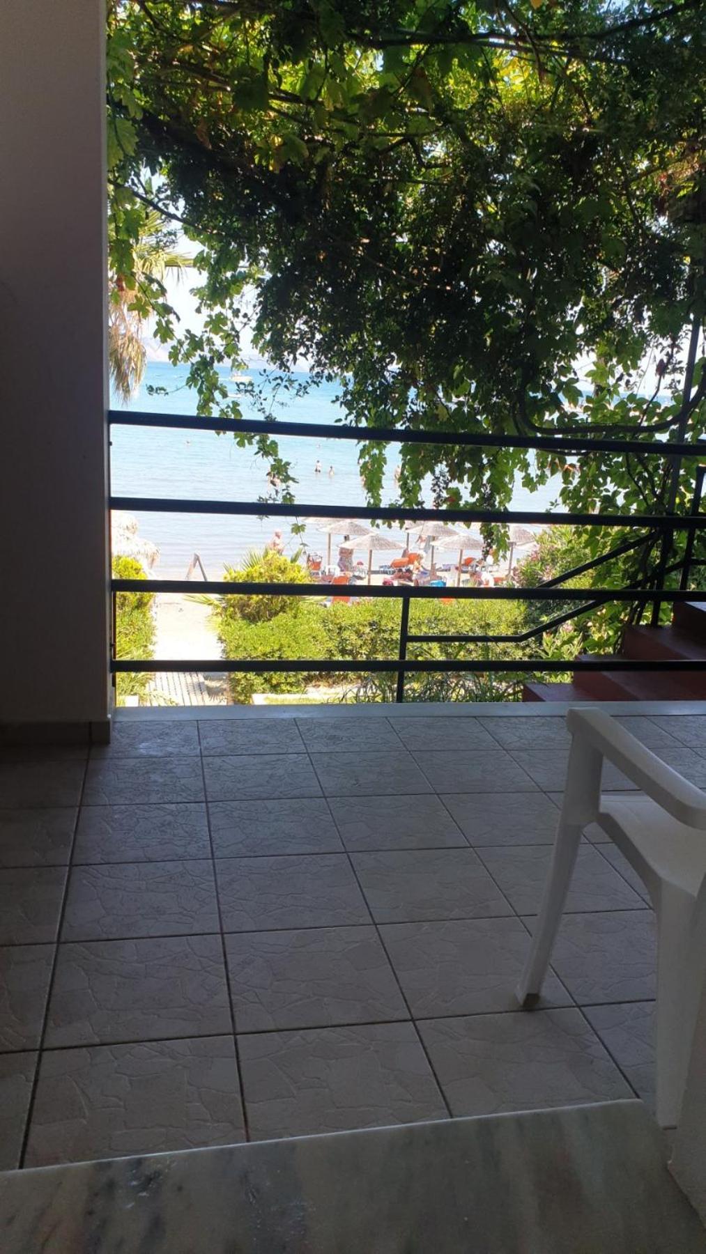 Lithakia  Aggelika Apartments מראה חיצוני תמונה