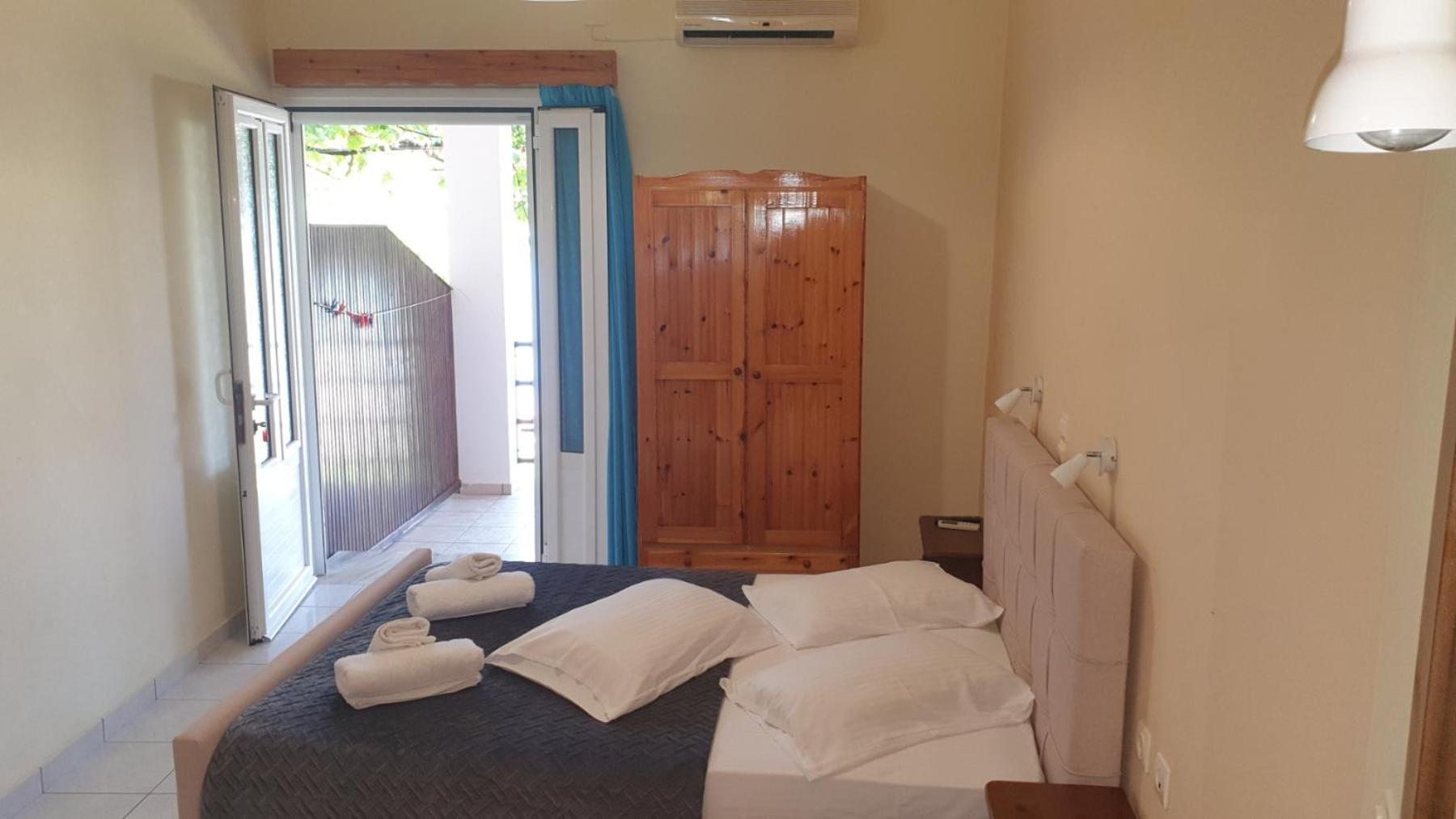 Lithakia  Aggelika Apartments מראה חיצוני תמונה