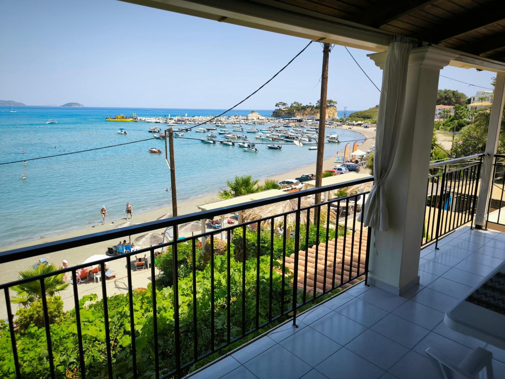 Lithakia  Aggelika Apartments מראה חיצוני תמונה