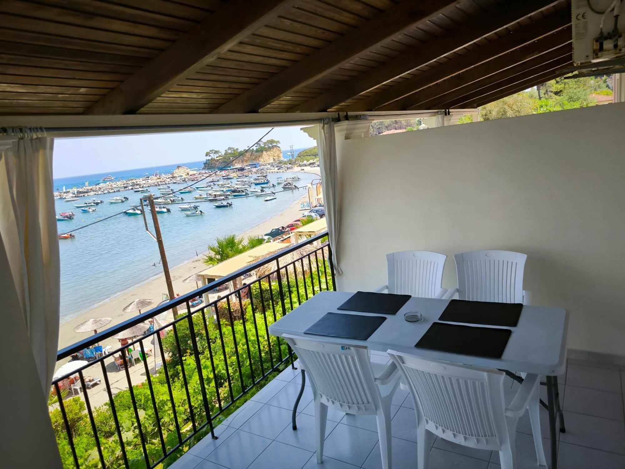 Lithakia  Aggelika Apartments מראה חיצוני תמונה